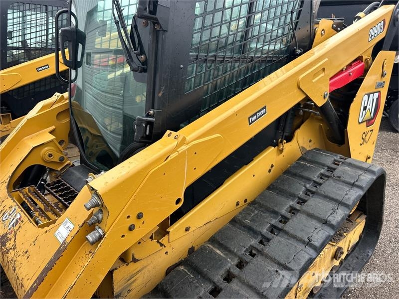 CAT 299D3 滑移装载机