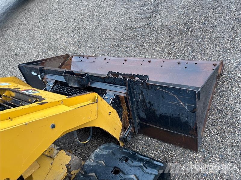 CAT 299D3 XE Two-Speed Compact Track Loader Kompaktlader
