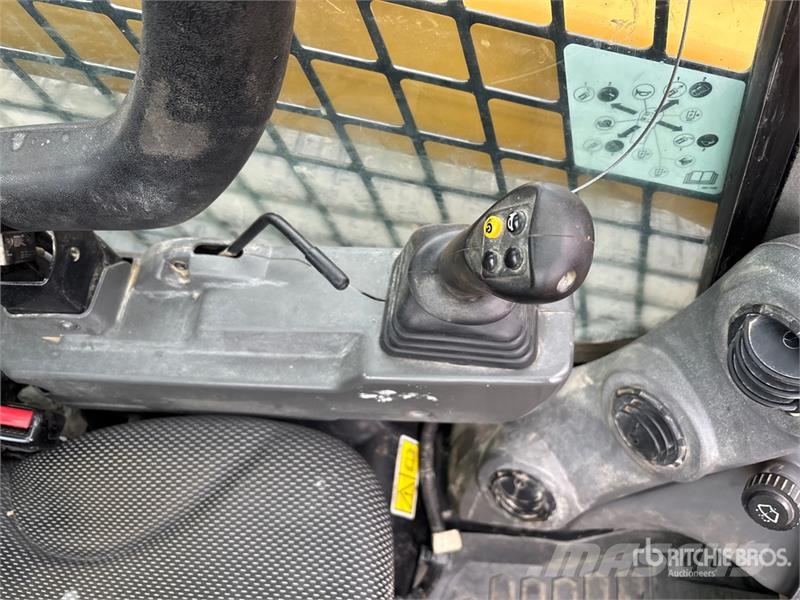 CAT 299D3 XE Two-Speed Compact Track Loader Skid steer mini nakladalci