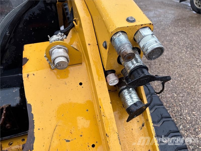 CAT 299D3 XE Two-Speed Compact Track Loader Kompaktlader