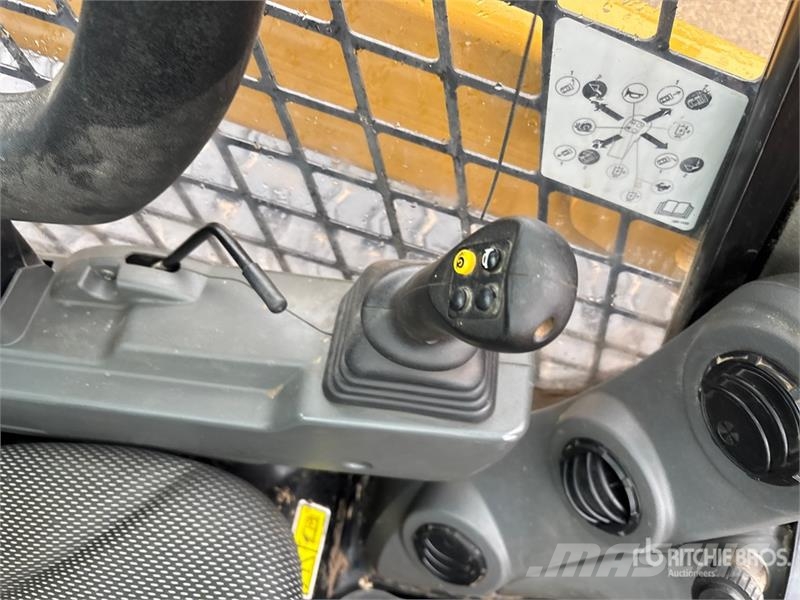 CAT 299D3 XE Two-Speed Compact Track Loader Kompaktlader