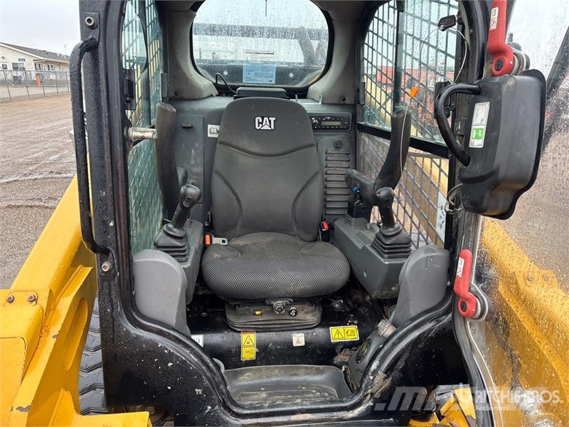 CAT 299D3 XE Two-Speed Compact Track Loader Kompaktlader