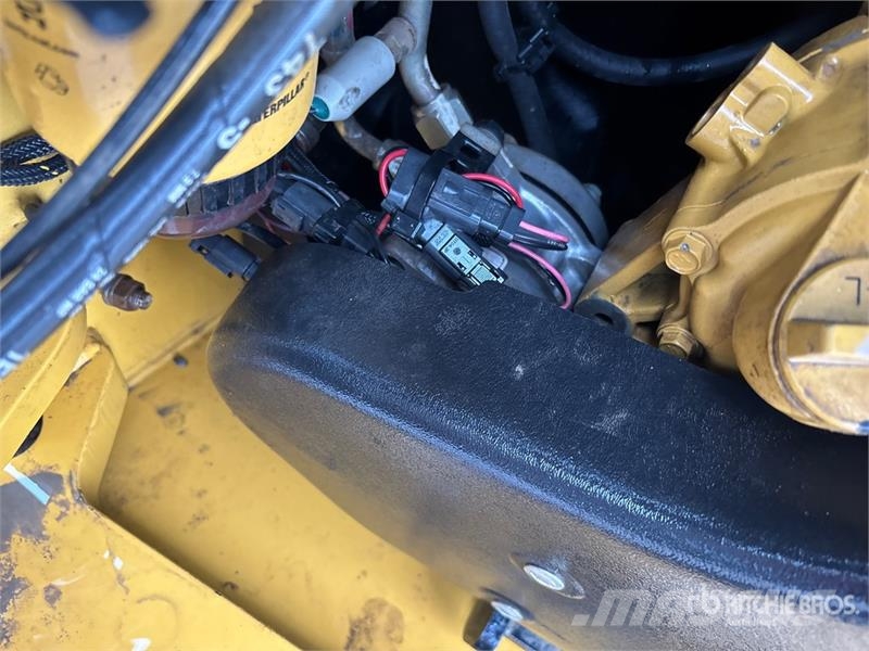 CAT 299D3 XE Two-Speed Compact Track Loader Kompaktlader