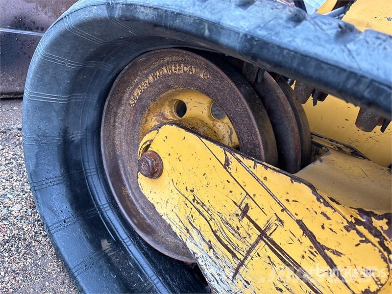 CAT 299D3 XE Two-Speed Compact Track Loader Skid steer mini nakladalci