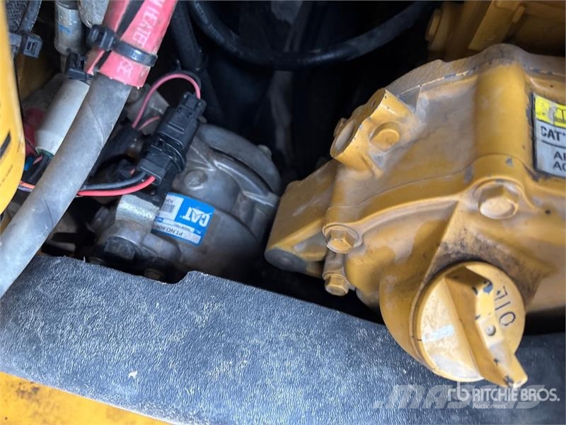 CAT 299D3 XE Two-Speed Compact Track Loader Skid steer mini nakladalci