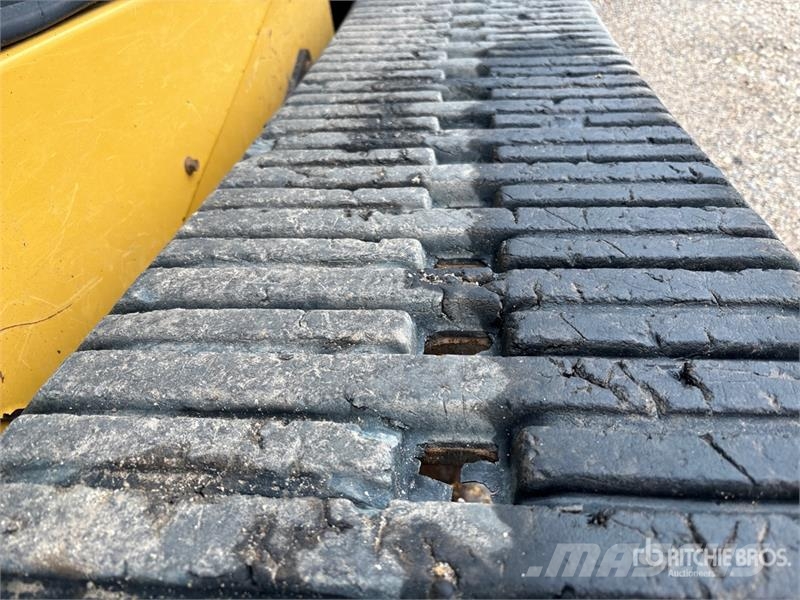 CAT 299D3 XE Two-Speed Compact Track Loader Skid steer mini nakladalci