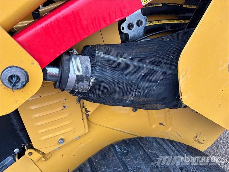 CAT 299D3 XE Two-Speed Compact Track Loader Skid steer mini nakladalci