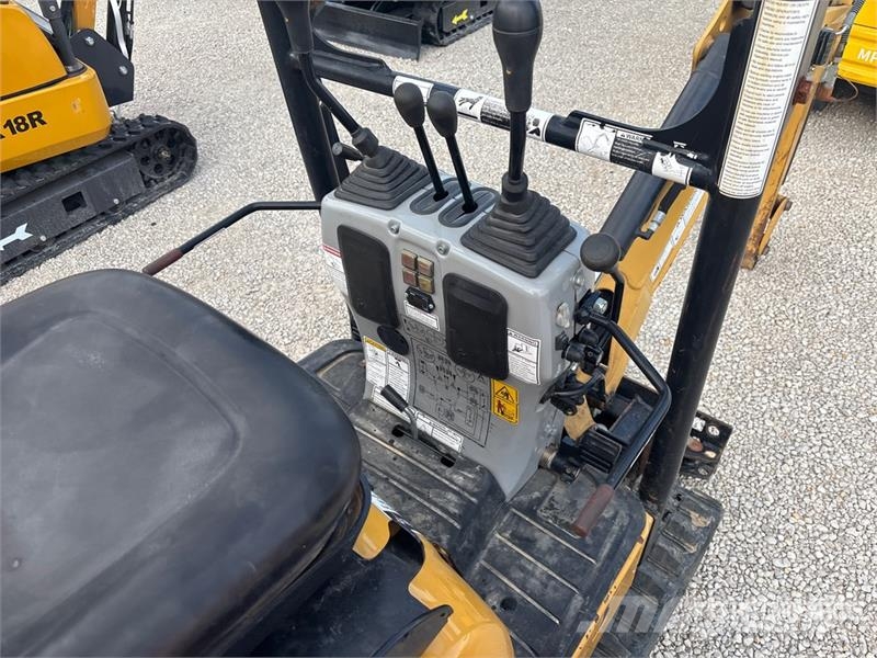 CAT 300.9D Mini Excavator Mini bagri <7t