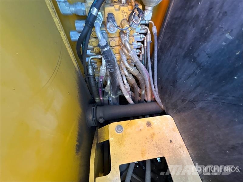 CAT 305.5E2 Mini Excavator Mini ekskavatori < 7 t