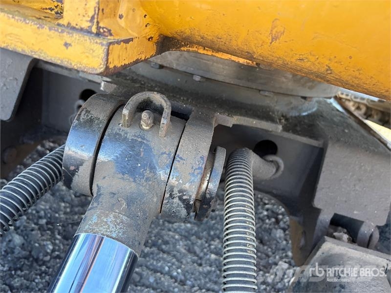 CAT 305.5E2 Mini Excavator Mini ekskavatori < 7 t