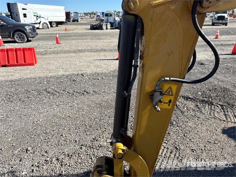 CAT 305.5E2 Mini Excavator Mini ekskavatori < 7 t