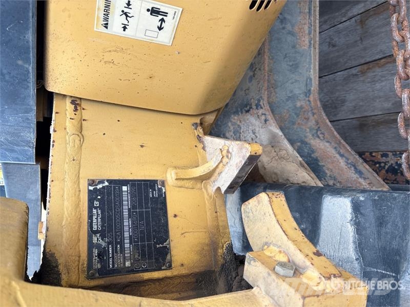 CAT 305 CR Mini Excavator Mini bagri <7t