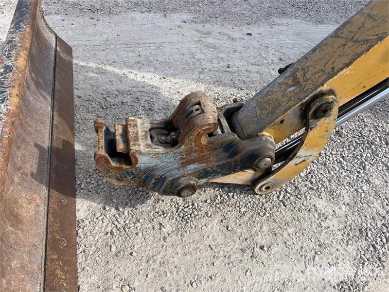 CAT 305 CR Mini Excavator Mini excavators < 7t (Mini diggers)