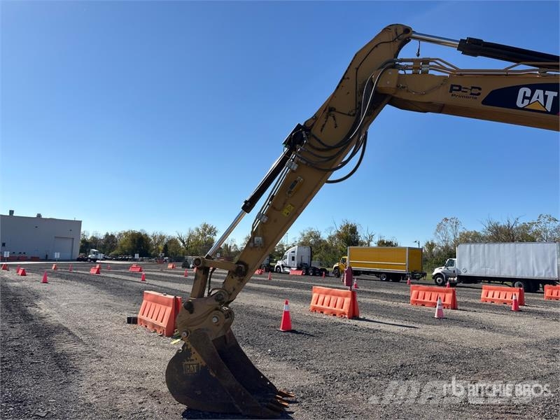 CAT 313F L Gravemaskiner på larvebånd