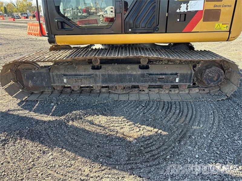 CAT 313F L Gravemaskiner på larvebånd