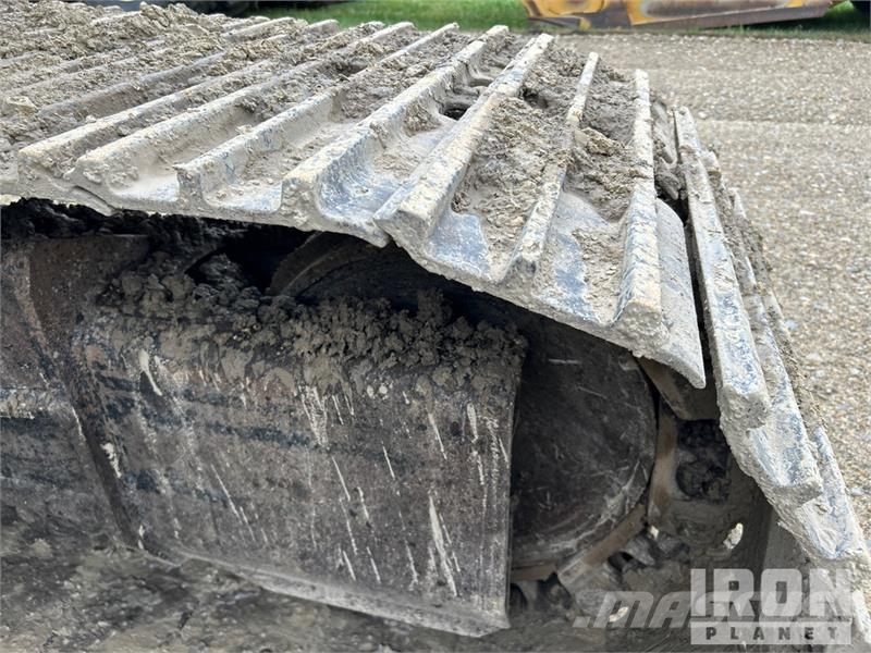 CAT 318C Гусеничні екскаватори