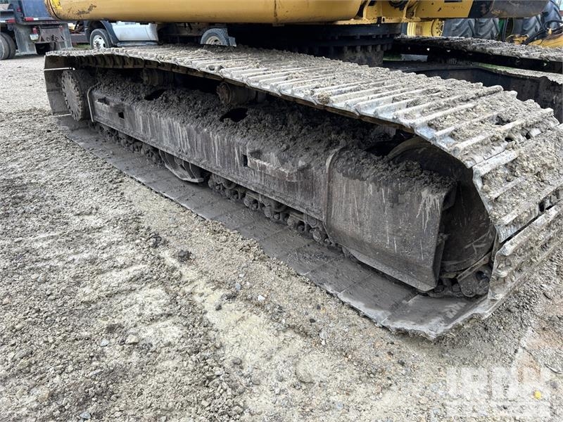 CAT 318C Гусеничні екскаватори