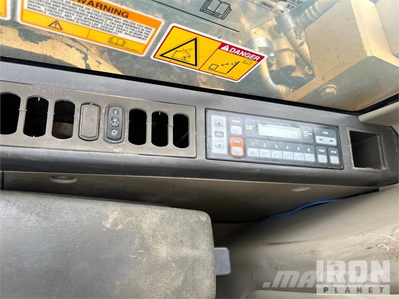CAT 318C L Tracked Excavator Crawler excavators