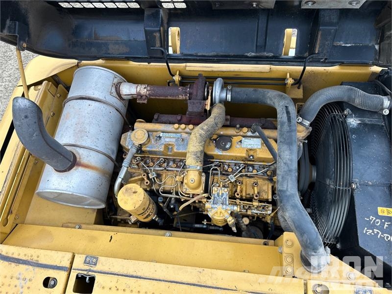 CAT 318C L Tracked Excavator Crawler excavators