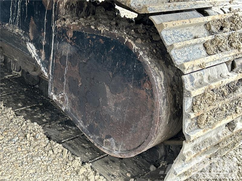 CAT 318CL Tracked Excavator Roomikekskavaatorid