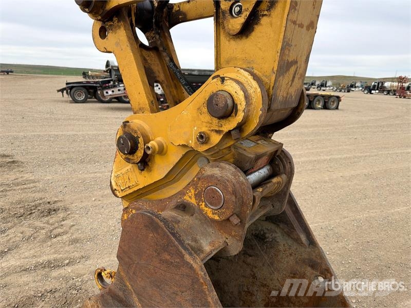 CAT 320 Tracked Excavator Crawler excavators