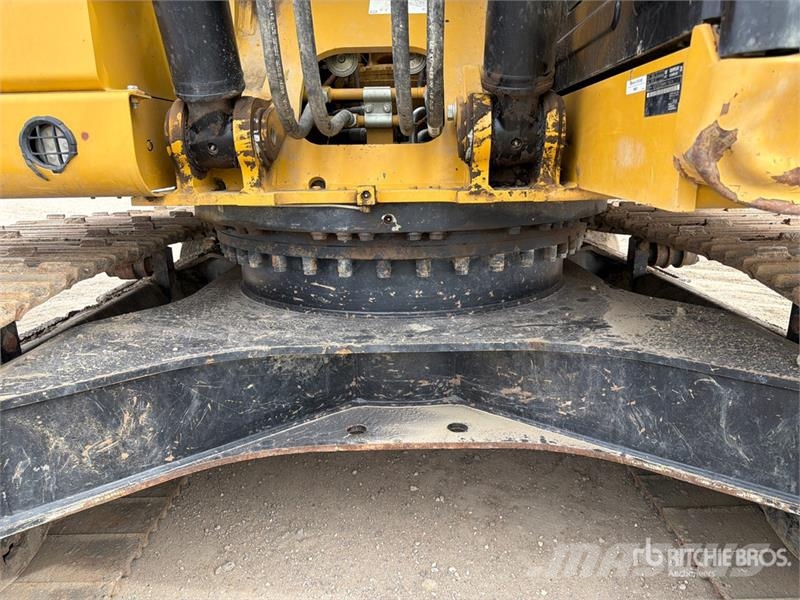 CAT 320 Tracked Excavator Crawler excavators