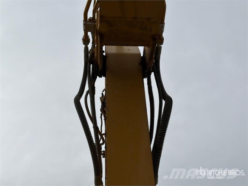 CAT 320 Tracked Excavator Crawler excavators