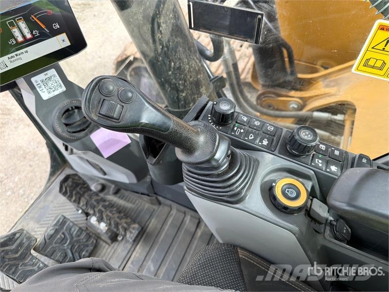 CAT 320 Tracked Excavator Crawler excavators
