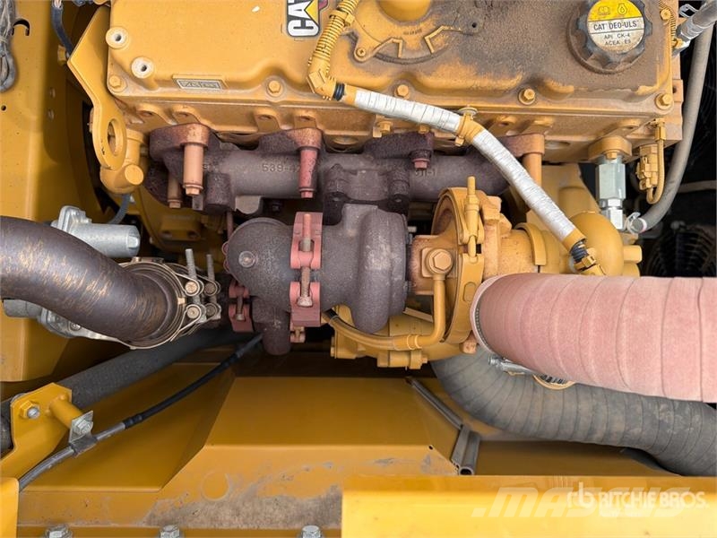 CAT 320 Tracked Excavator Crawler excavators
