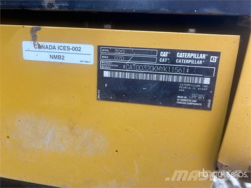 CAT 320 Tracked Excavator Raupenbagger