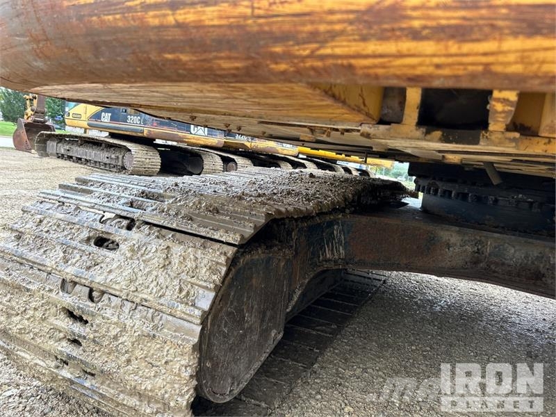 CAT 320C L Tracked Excavator Roomikekskavaatorid