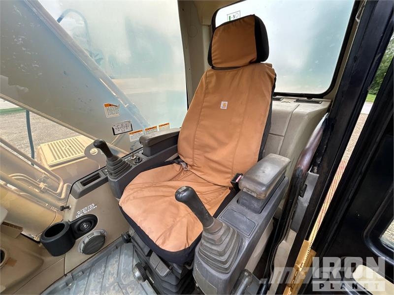 CAT 320C L Tracked Excavator Roomikekskavaatorid