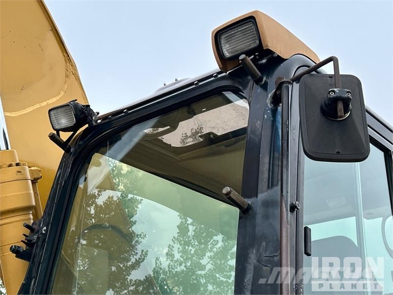 CAT 320C L Tracked Excavator Roomikekskavaatorid