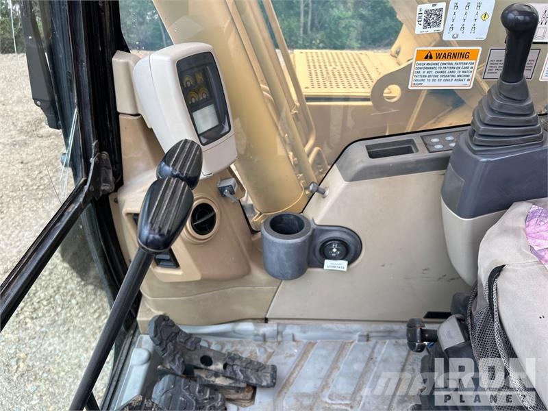 CAT 320CL Tracked Excavator Gravemaskiner på larvebånd