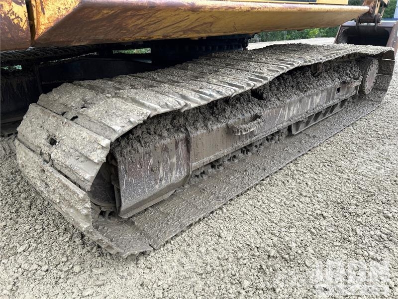 CAT 320CL Tracked Excavator Roomikekskavaatorid