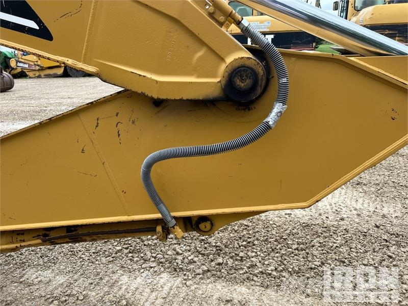 CAT 320CL Tracked Excavator Roomikekskavaatorid