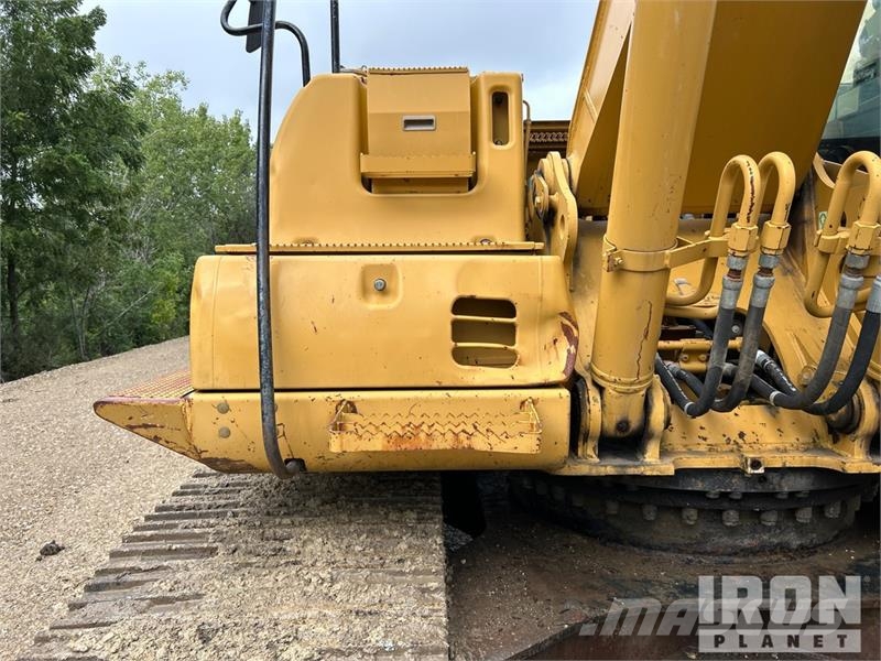 CAT 320CL Tracked Excavator Roomikekskavaatorid