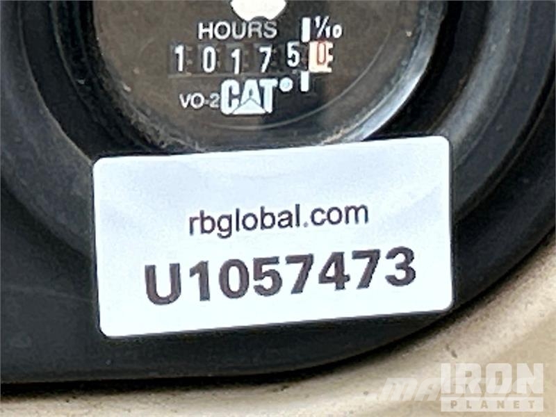 CAT 320CL Tracked Excavator Roomikekskavaatorid