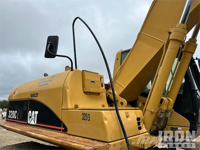 CAT 320CL Tracked Excavator Roomikekskavaatorid