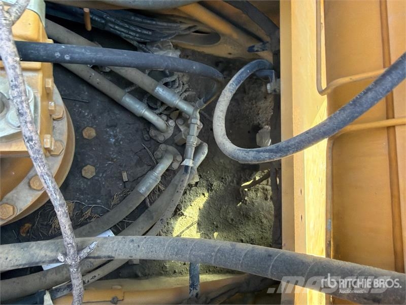CAT 320E Pásová rýpadla