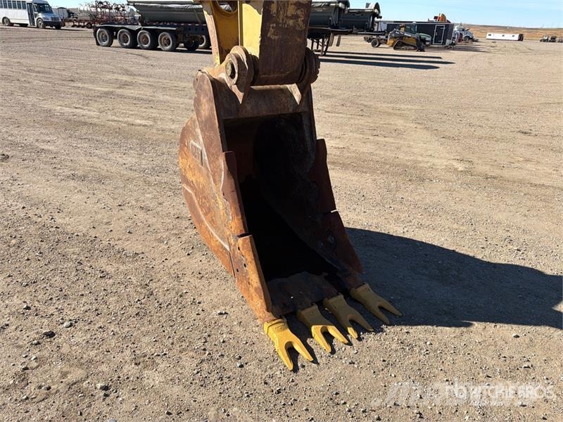 CAT 320E Pásová rýpadla