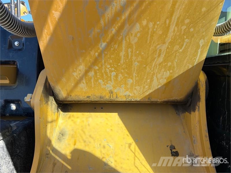 CAT 320E Pásová rýpadla