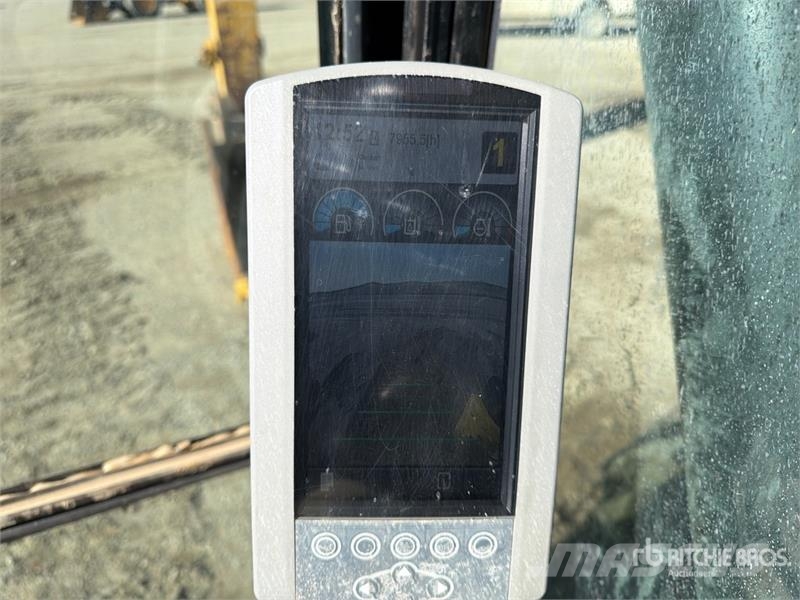 CAT 320E Pásová rýpadla