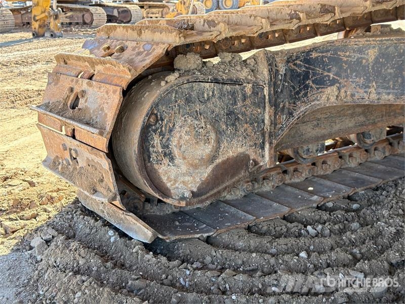 CAT 320E Pásová rýpadla