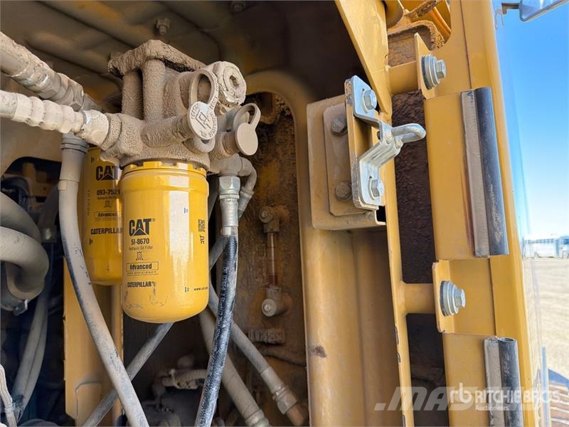 CAT 320E Pásová rýpadla