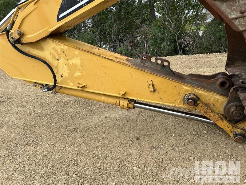 CAT 322C L Tracked Excavator Lánctalpas kotrók