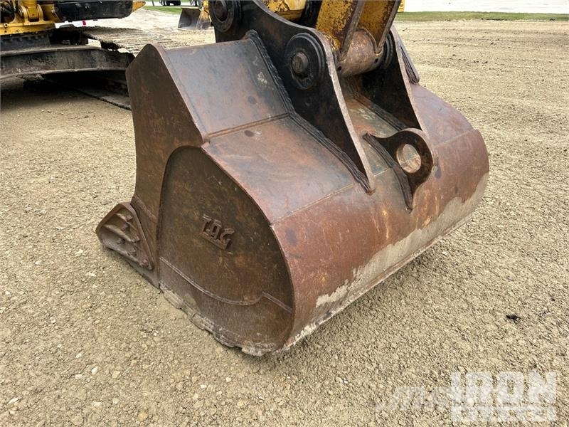 CAT 322C L Tracked Excavator Lánctalpas kotrók