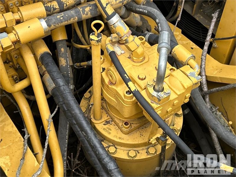 CAT 322C L Tracked Excavator Lánctalpas kotrók