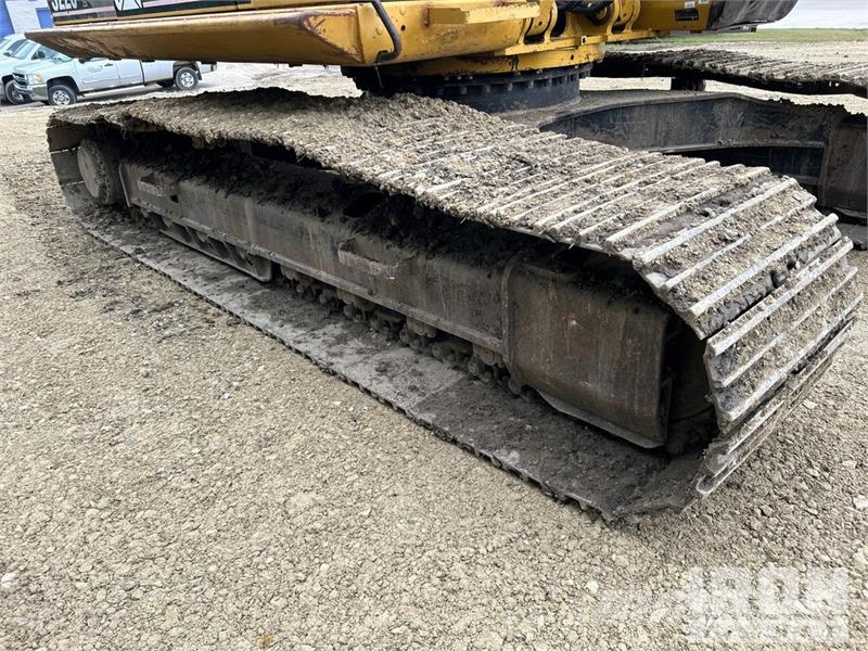 CAT 322C L Tracked Excavator Lánctalpas kotrók