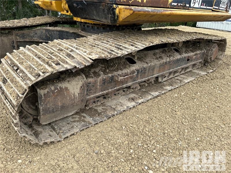 CAT 322C L Tracked Excavator Lánctalpas kotrók